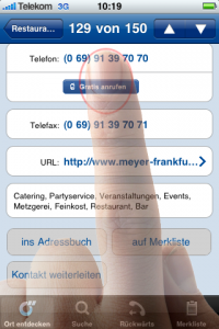 Bad Practice – Der „Gratis anrufen“-Button bei der iPhone-App von Das Örtliche ist zwar gut sichtbar, lässt sich aber nicht problemlos mit dem Finger antippen.